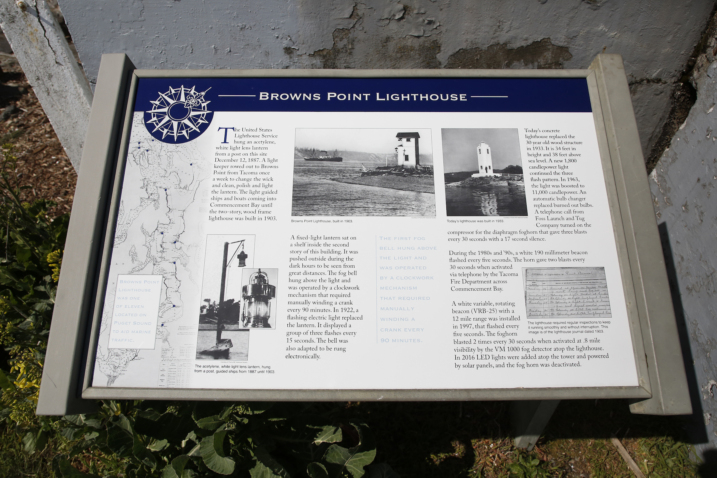 photo of interpretive signs